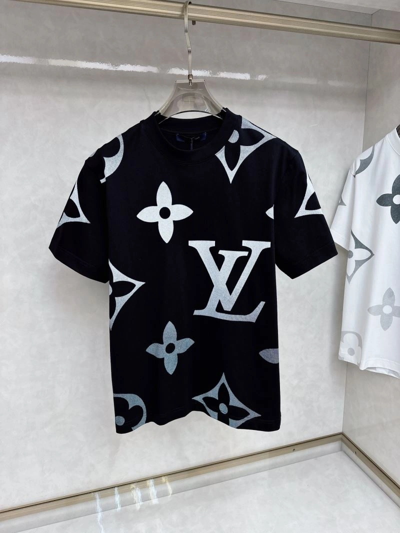 Louis Vuitton T-Shirts WeatherProof 133427