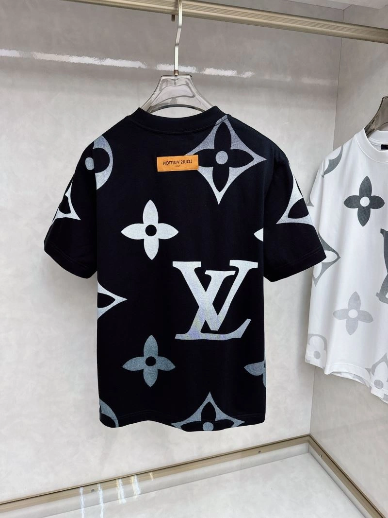 Louis Vuitton T-Shirts WeatherProof 133427