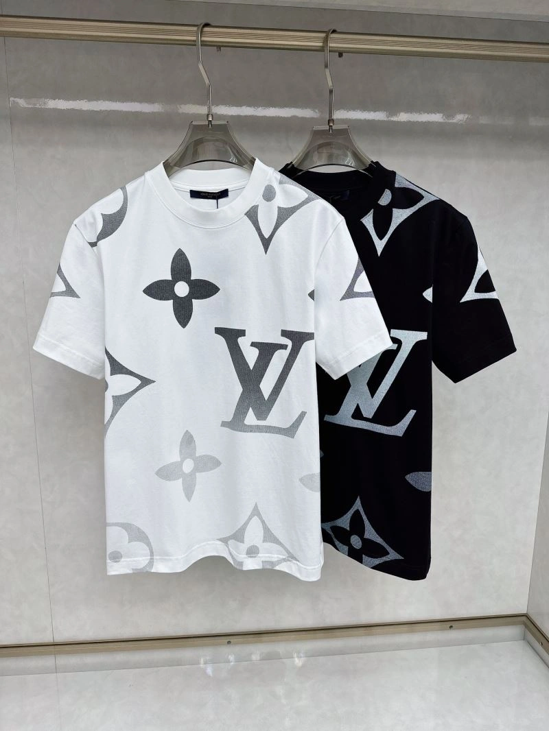 Louis Vuitton T-Shirts ComfortFit 133414