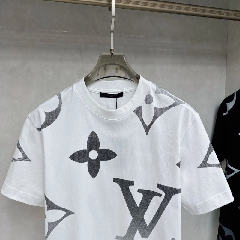 Louis Vuitton T-Shirts ComfortFit 133414