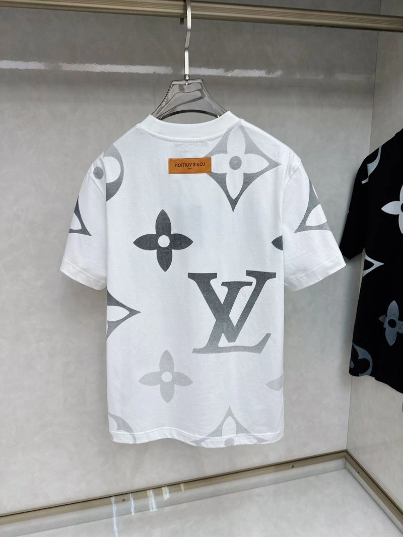 Louis Vuitton T-Shirts ComfortFit 133414