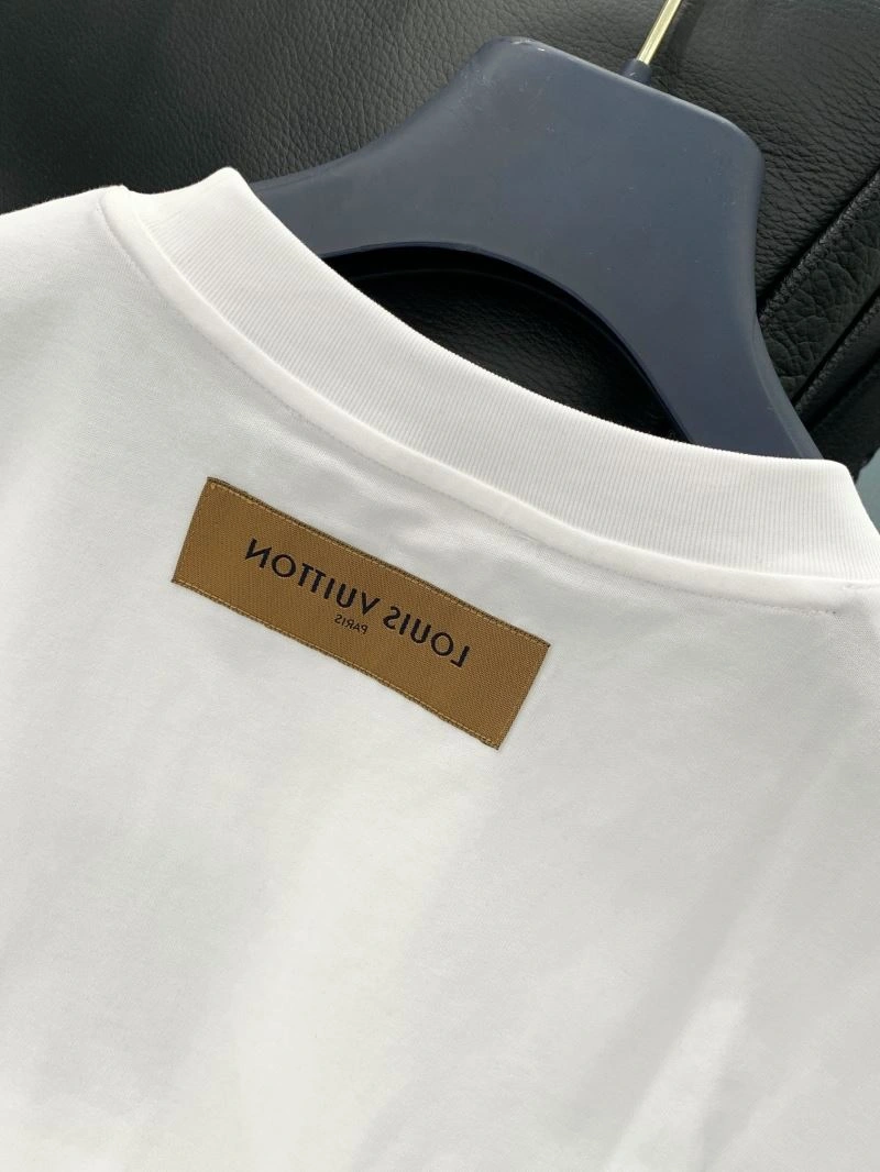 Comfortable Louis Vuitton T-Shirts 133418