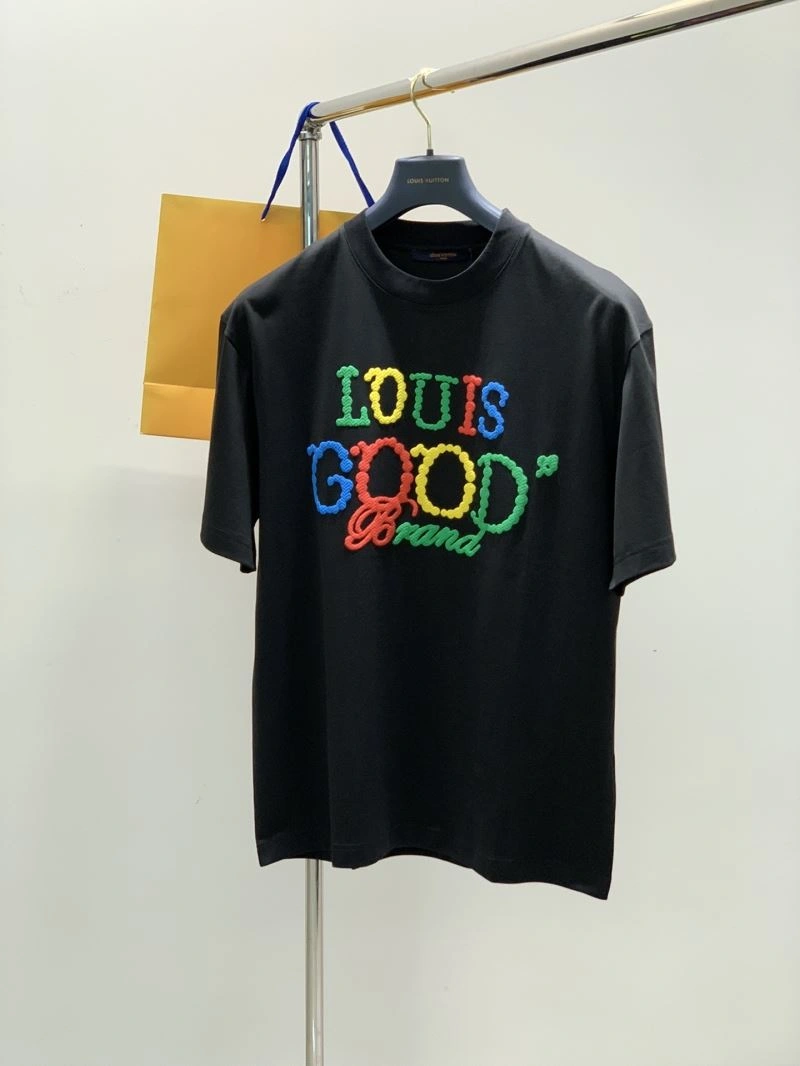 Upgraded Louis Vuitton T-Shirts 133406