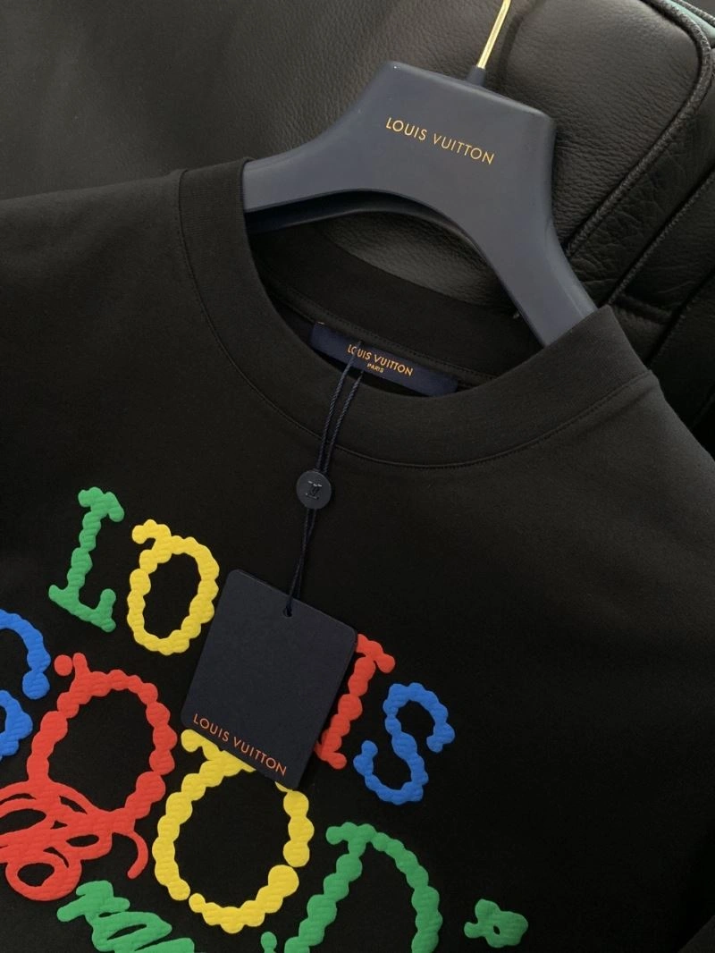 Upgraded Louis Vuitton T-Shirts 133406