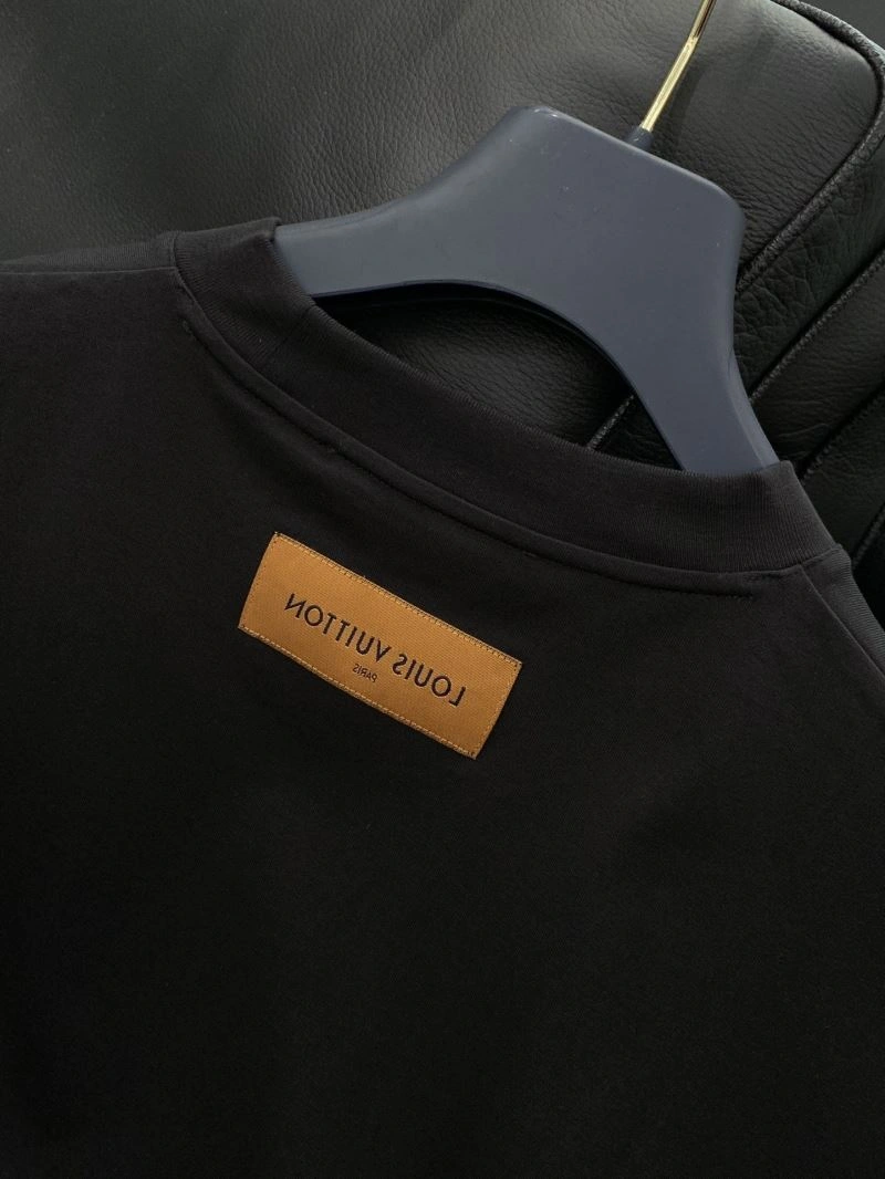 Upgraded Louis Vuitton T-Shirts 133406