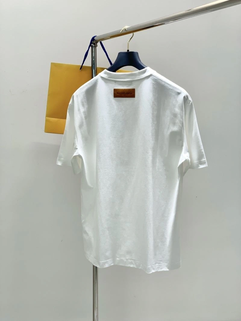 Louis Vuitton T-Shirts Elegant 133401