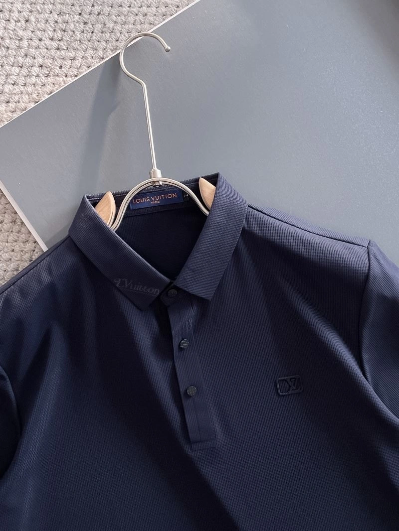 Tailored Louis Vuitton T-Shirts 133408