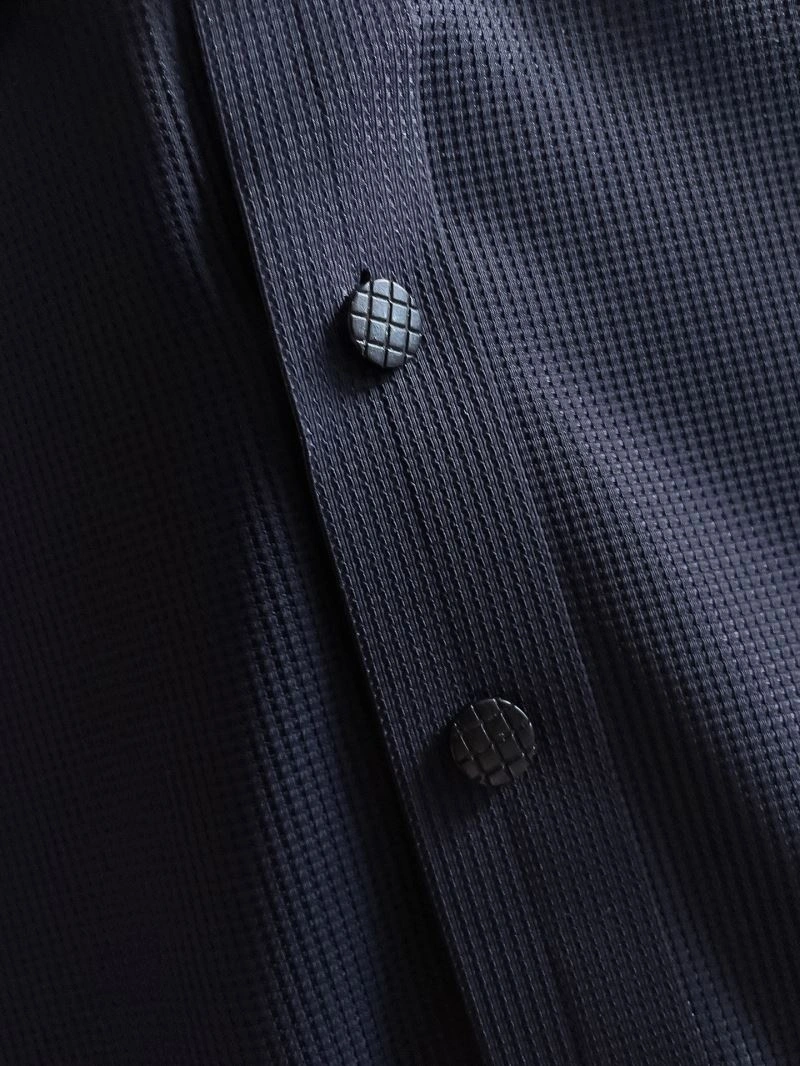 Tailored Louis Vuitton T-Shirts 133408