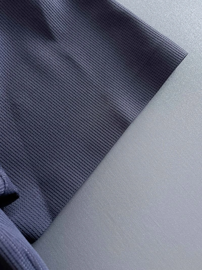 Tailored Louis Vuitton T-Shirts 133408