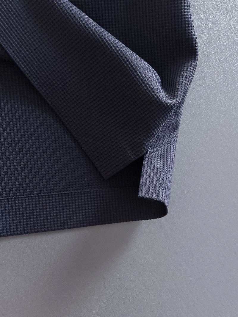 Tailored Louis Vuitton T-Shirts 133408