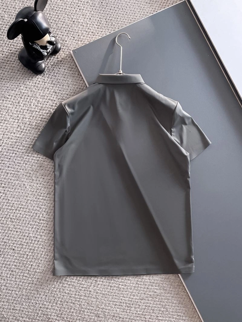 Louis Vuitton T-Shirts Resilient 133394