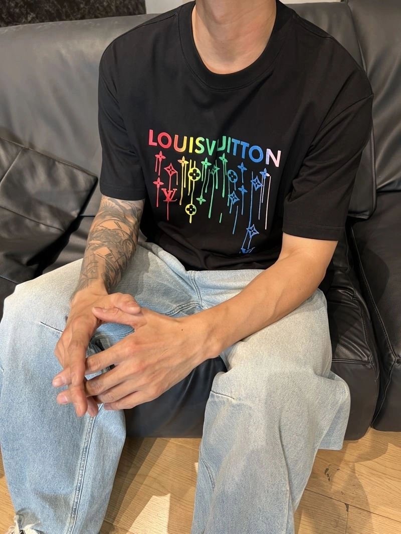 Louis Vuitton T-Shirts Colorful 133411