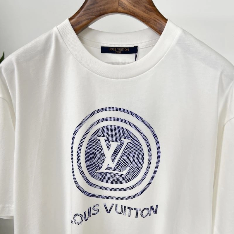 Soft Louis Vuitton T-Shirts 133388