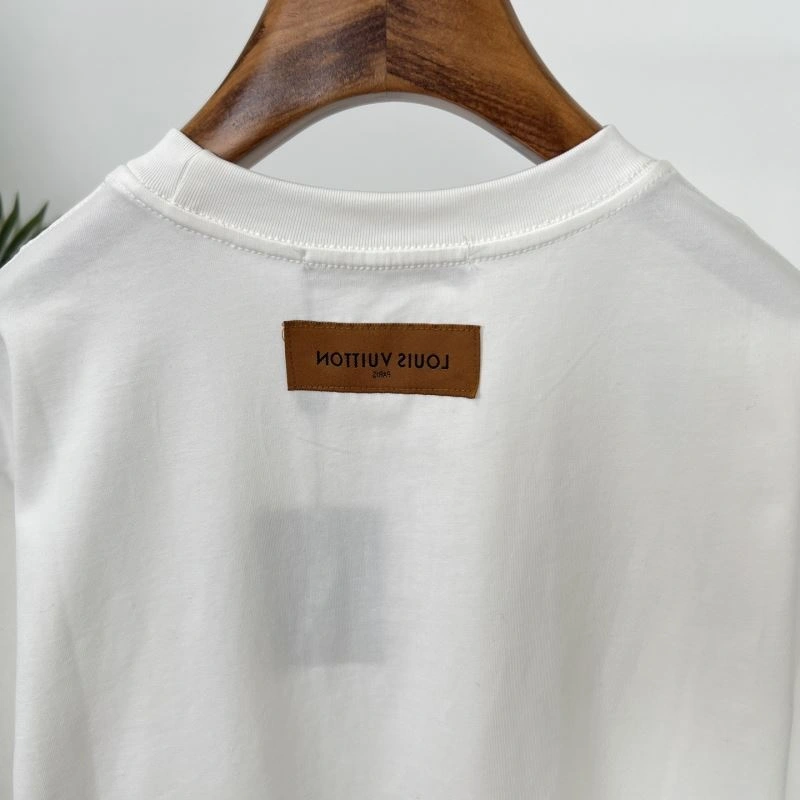 Soft Louis Vuitton T-Shirts 133388