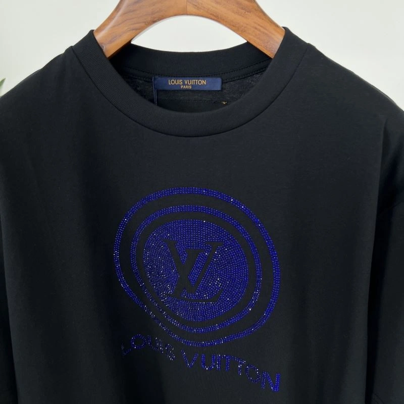 Louis Vuitton T-Shirts Modern 133387