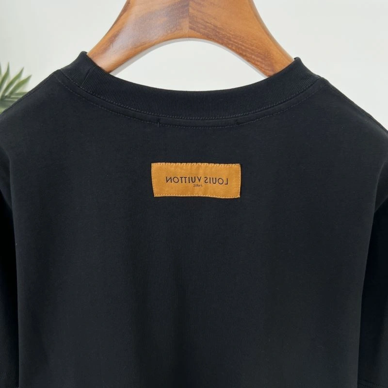 AllSeason Louis Vuitton T-Shirts 133384