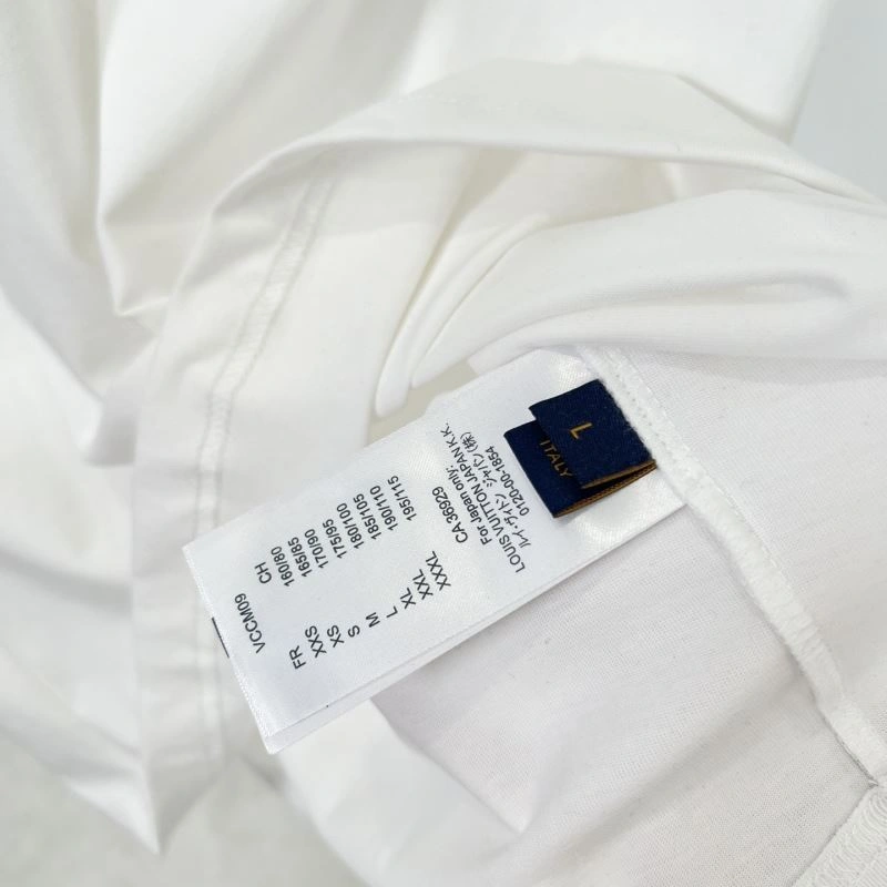 Louis Vuitton T-Shirts Popular 133383