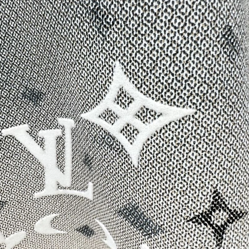 Upgraded Louis Vuitton T-Shirts 133361
