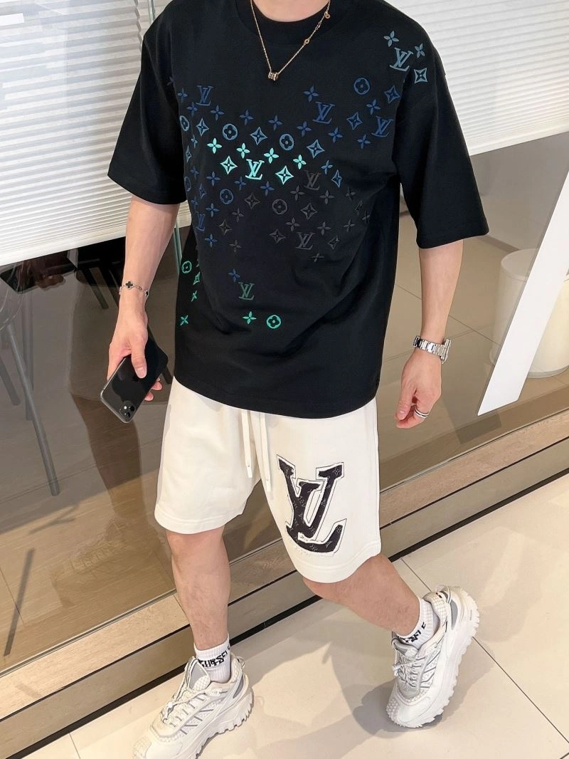 Louis Vuitton T-Shirts GoAnywhere 133355