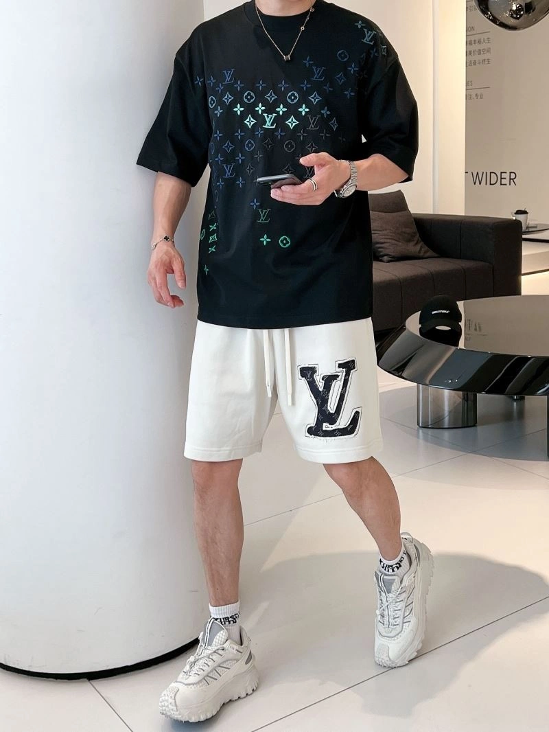 Louis Vuitton T-Shirts GoAnywhere 133355