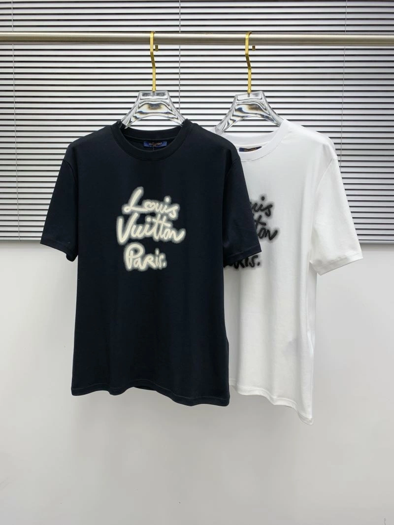 Affordable Louis Vuitton T-Shirts 133375