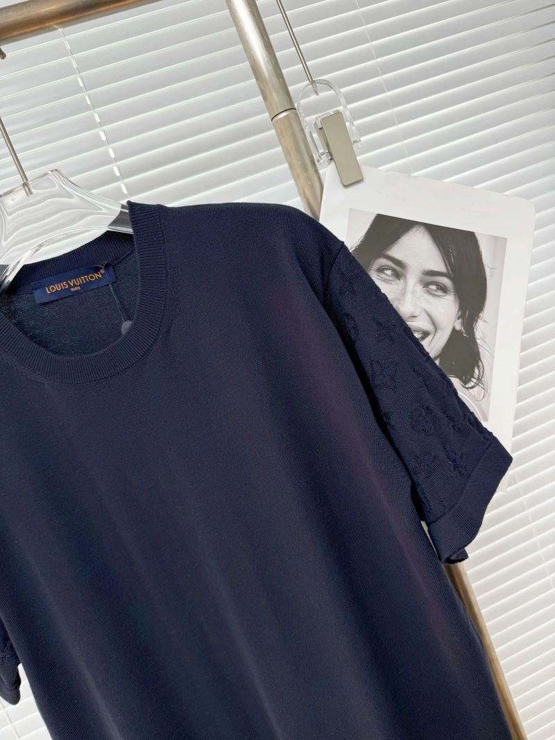 Louis Vuitton T-Shirts Youthful 133368