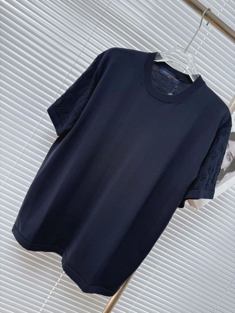 Louis Vuitton T-Shirts Youthful 133368