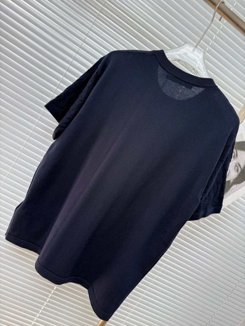 Louis Vuitton T-Shirts Youthful 133368
