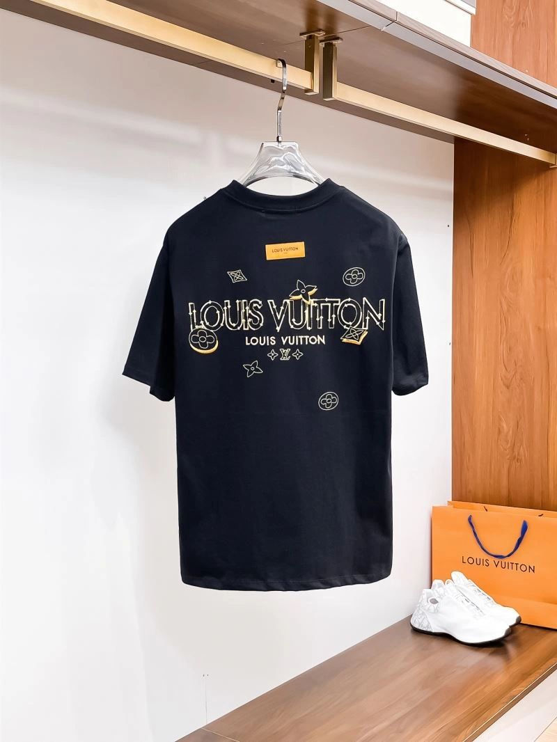 Sporty Louis Vuitton T-Shirts 133370