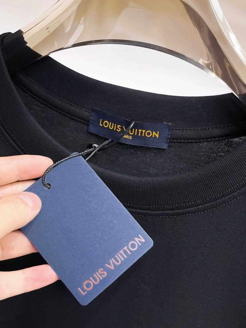 Popular Louis Vuitton T-Shirts 133373