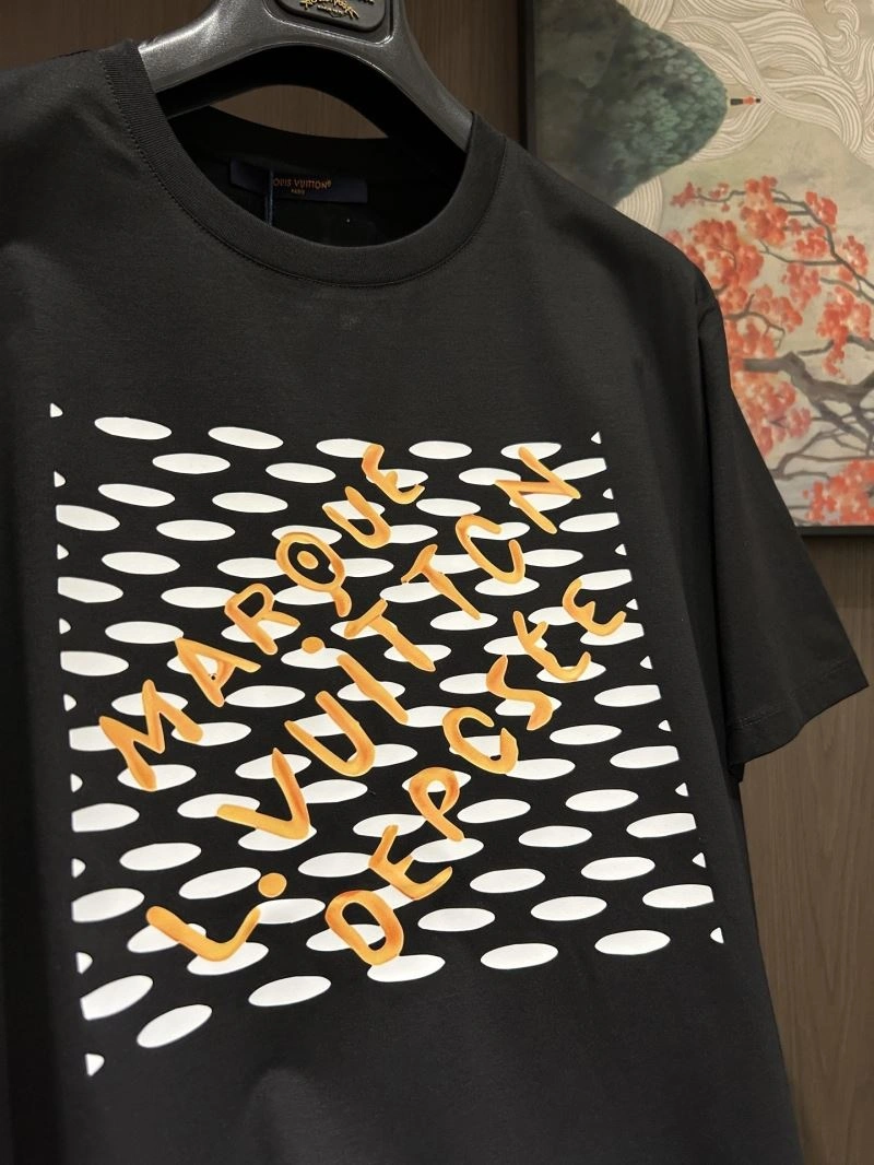Louis Vuitton T-Shirts GoAnywhere 133354