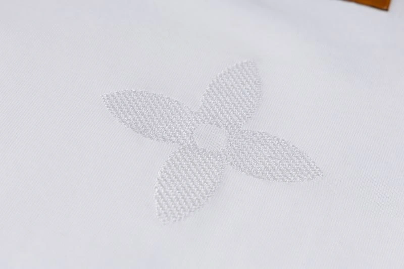 Louis Vuitton T-Shirts Upgraded 133381