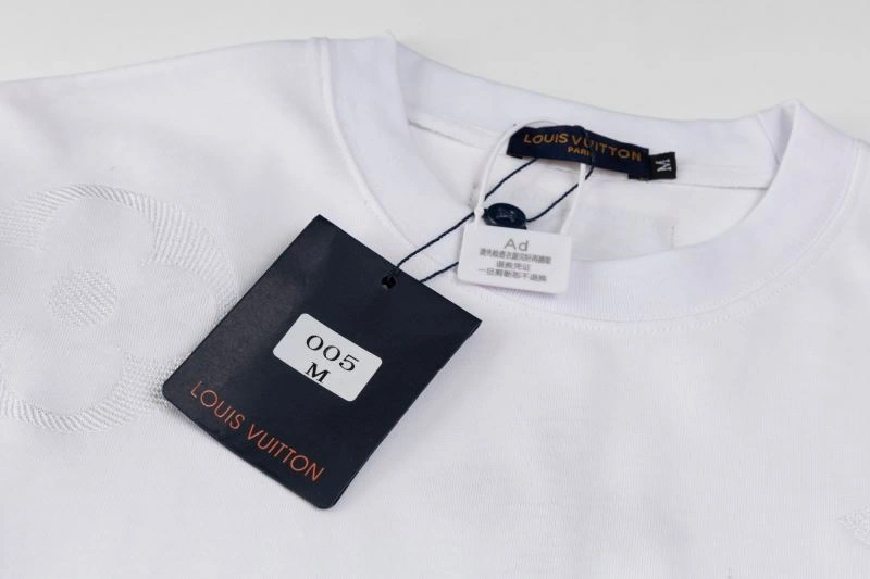 Louis Vuitton T-Shirts Upgraded 133381