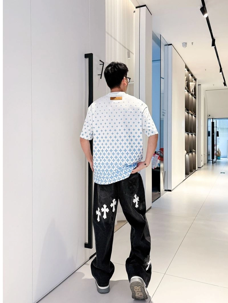 ComfortFit Louis Vuitton T-Shirts 133356