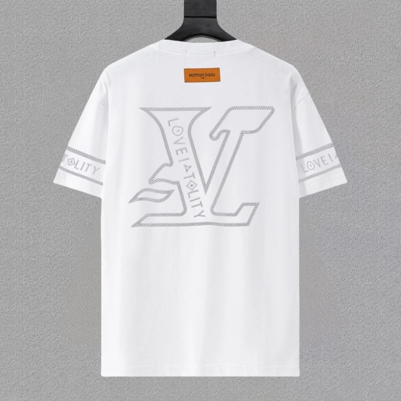 Elegant Louis Vuitton T-Shirts 133351