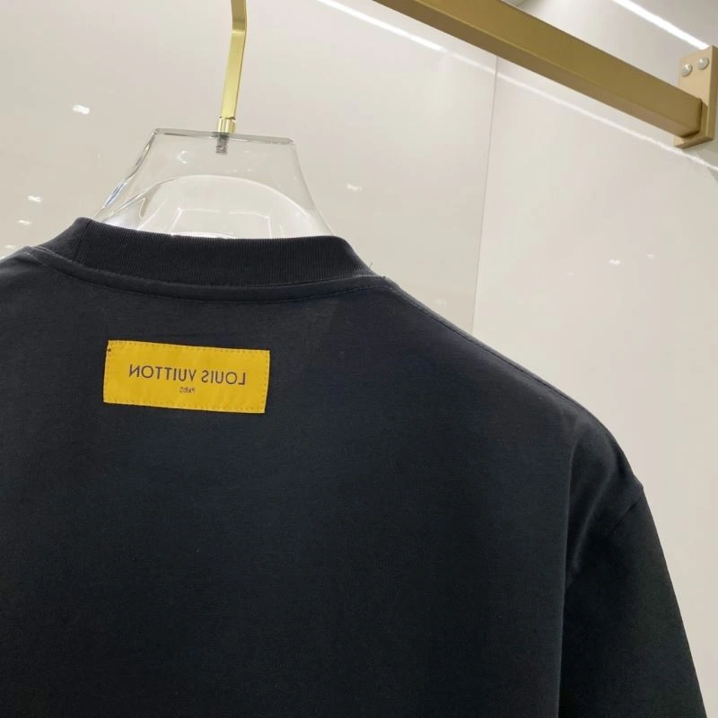 Affordable Louis Vuitton T-Shirts 133360