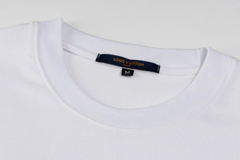 Cozy Louis Vuitton T-Shirts 133353