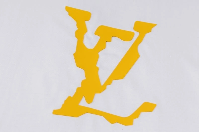 Supportive Louis Vuitton T-Shirts 133352