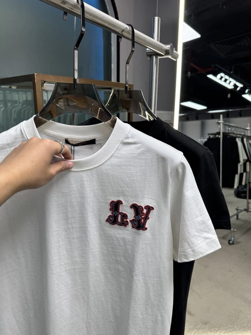 Louis Vuitton T-Shirts TravelReady 133348