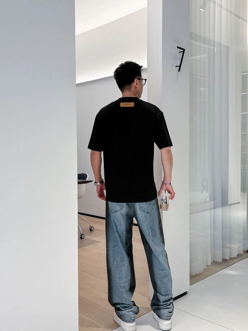 Louis Vuitton T-Shirts Comfortable 133345