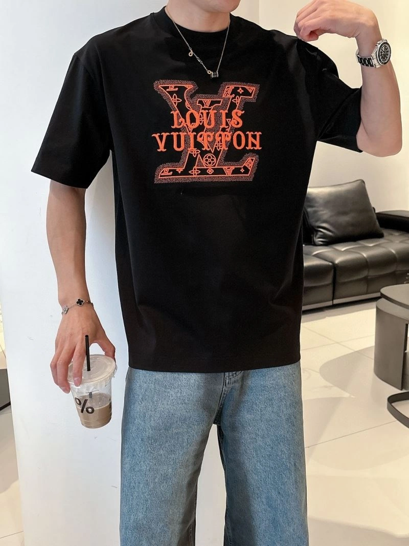 Louis Vuitton T-Shirts Comfortable 133345