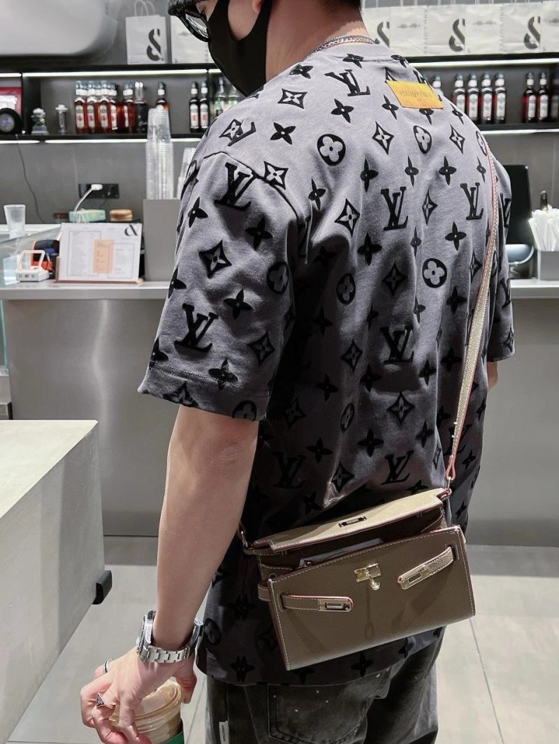 Upgraded Louis Vuitton T-Shirts 133334