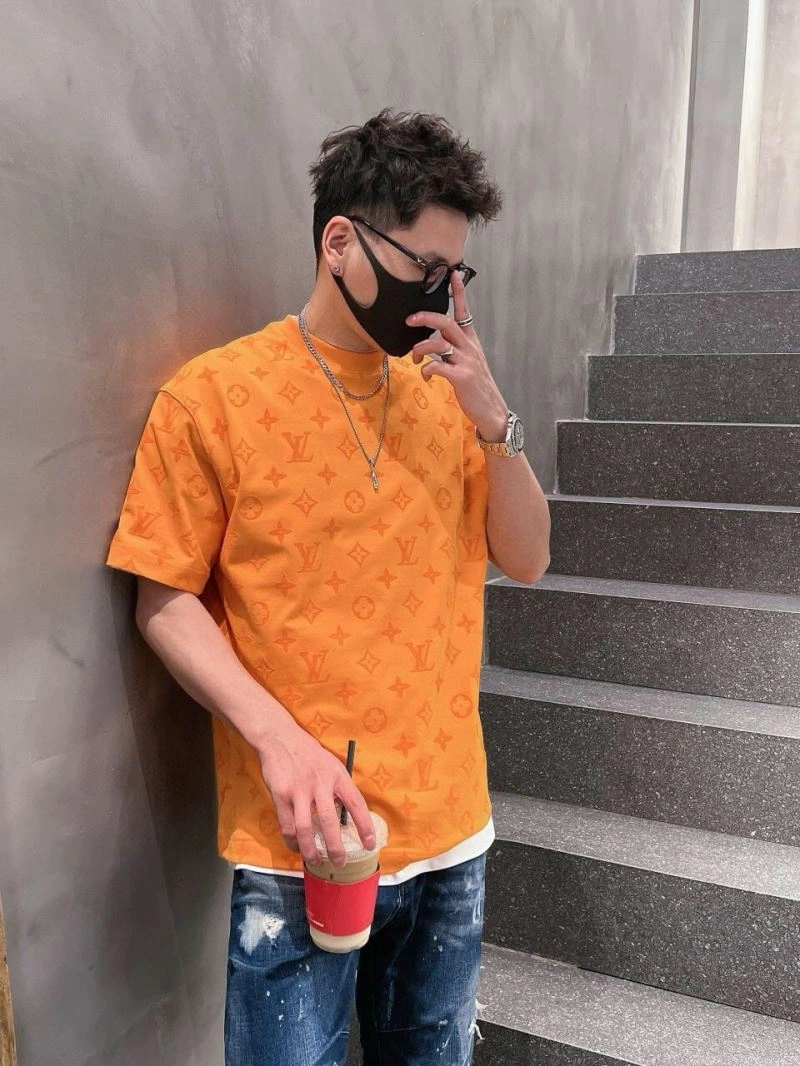 Louis Vuitton T-Shirts WellDesigned 133313