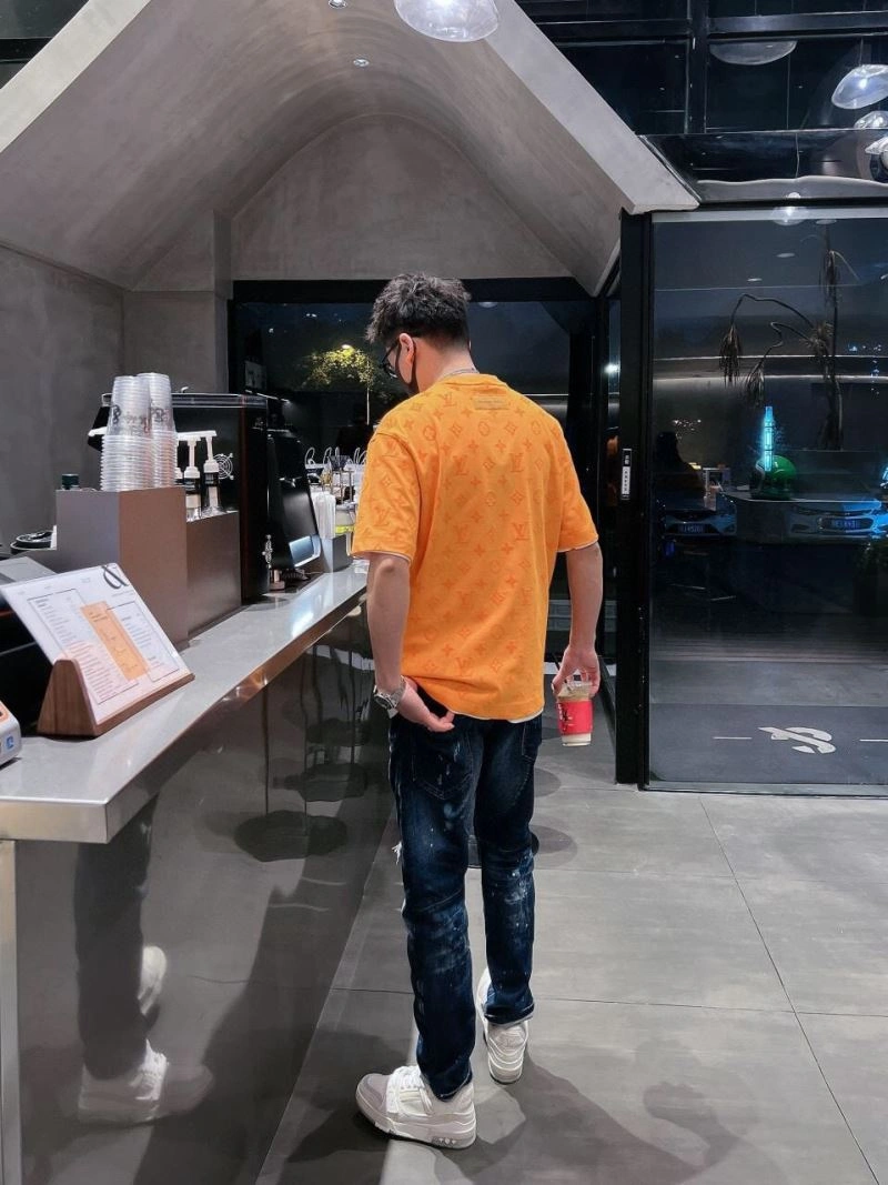 Louis Vuitton T-Shirts WellDesigned 133313