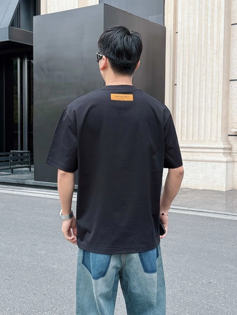 Louis Vuitton T-Shirts Neat 133343