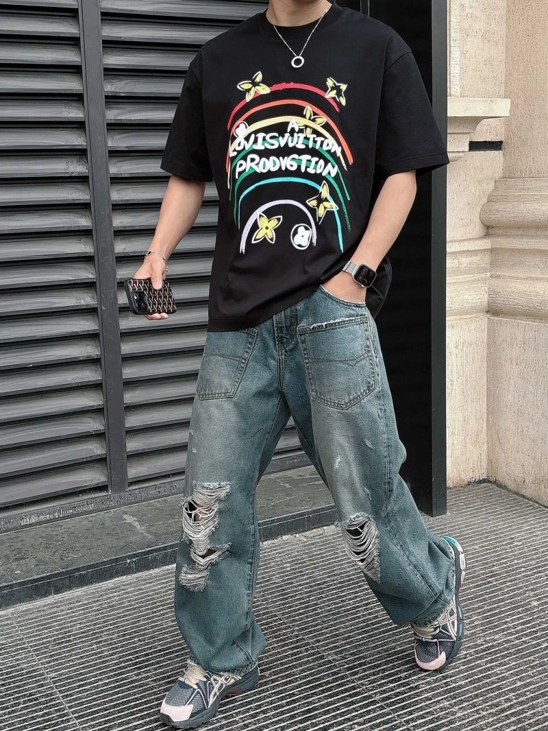 Louis Vuitton T-Shirts Neat 133343