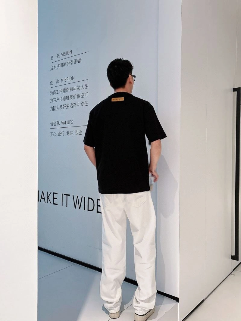 Comfortable Louis Vuitton T-Shirts 133342