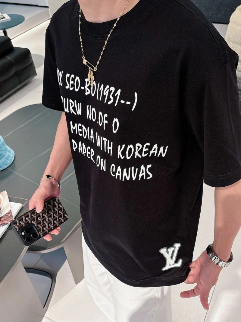 Comfortable Louis Vuitton T-Shirts 133342