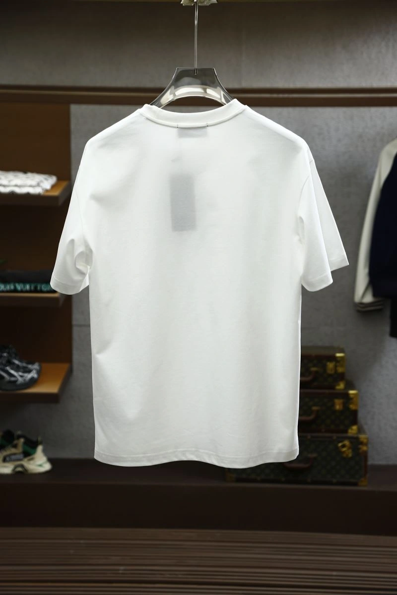 Louis Vuitton T-Shirts ModernLook 133335