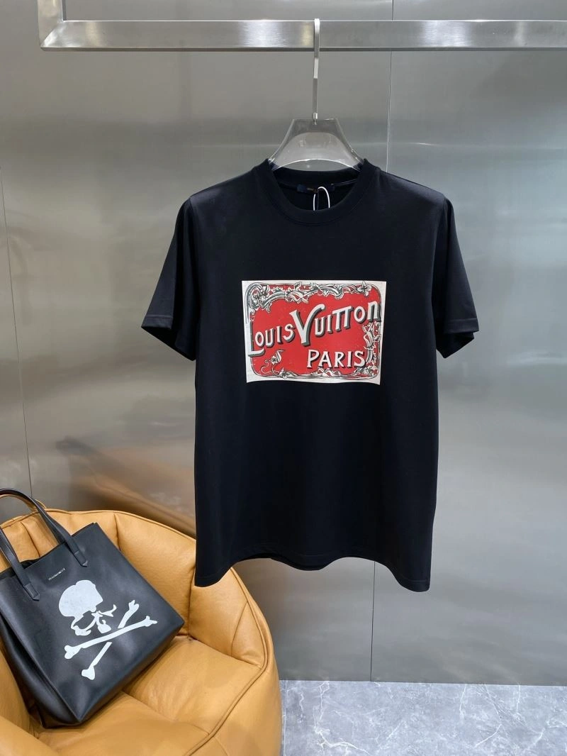 Breathable Louis Vuitton T-Shirts 133330
